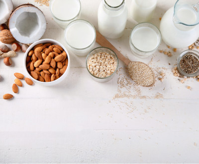 Ποιο γάλα είναι καλύτερο; Διατροφολόγος απαντά στις ανησυχίες που φέρνει η πληθώρα επιλογών