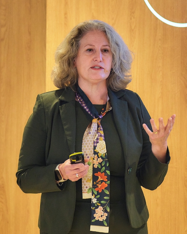 Η Dr Acha της MSD μιλάει για την καινοτομία σε εκδήλωση στην Ολλανδία