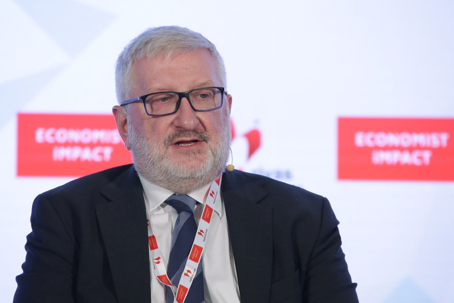 ECONOMIST ALBREHT