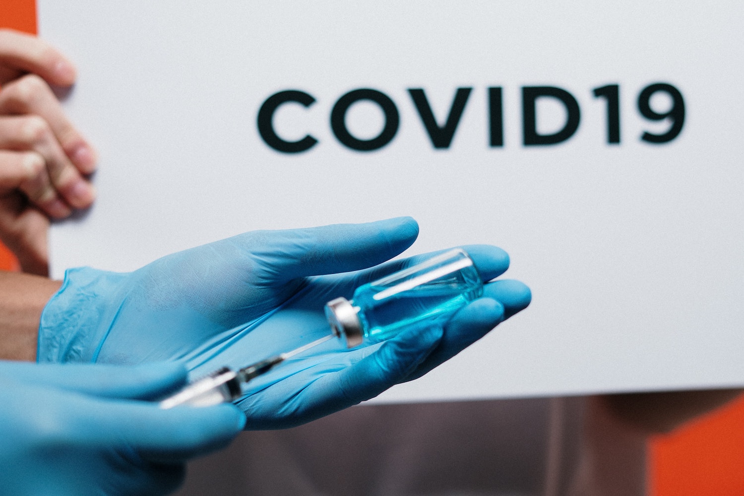 vaccine covid 19 cottonbro