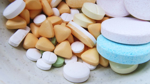 ΠΦΣ για ελλείψεις φαρμάκων: «Να αυστηροποιηθεί ο έλεγχος της τροφοδοσίας της εφοδιαστικής αλυσίδας για την τήρηση των αποθεμάτων»
