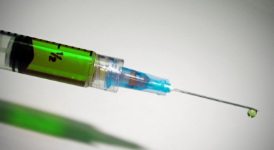 Νέο εμβόλιο σταματά το αμυντικό σύστημα των καρκινικών όγκων και ανοίγει δρόμο για νέες αντικαρκινικές θεραπείες