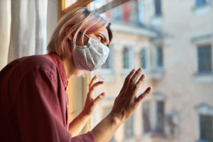 Η βλάβη στο «κέντρο ελέγχου» του εγκεφάλου ευθύνεται για την long covid