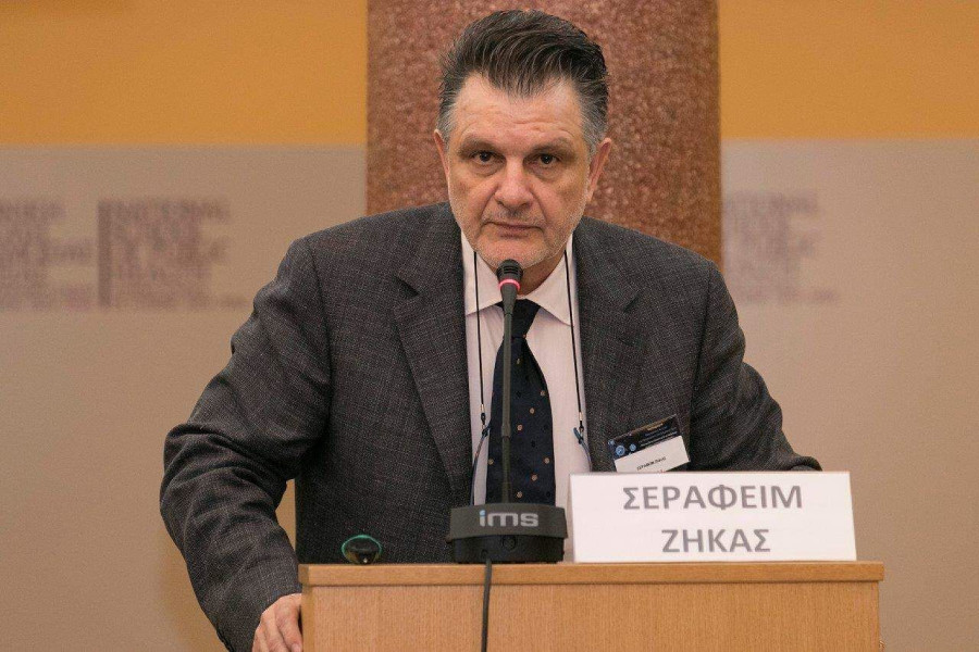 ο Αντιπρόεδρος του Πανελληνίου Φαρμακευτικού Συλλόγου, Σεραφείμ Ζήκας