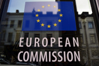 Φαρμακευτική στρατηγική: Η Ευρωπαϊκή Επιτροπή ξεκινά ανοικτή δημόσια διαβούλευση