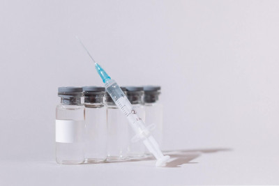 Εμβόλια δωρίζει η Επιτροπή για την προστασία ευάλωτων ατόμων από την ευλογιά των πιθήκων