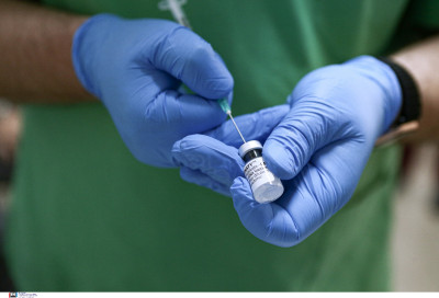 Τα σπάνια «σημάδια» που πρέπει να προσέξουν όσοι έκαναν MRNA εμβόλια