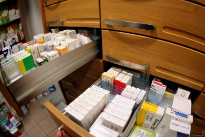 Ο ΕΟΦ ανακοίνωσε τις νέες τιμές των φαρμάκων - Μειώνεται η συμμετοχή των ασφαλισμένων