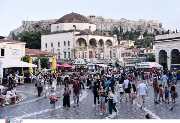 Πλεύρης: Όπου υπάρχει συνωστισμός να χρησιμοποιείται μάσκα