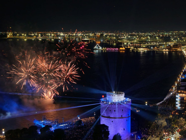 Θεσσαλονίκη: Επτακόσιοι τόνοι σκουπίδια μαζεύτηκαν από τα πάρτι της Πρωτοχρονιάς
