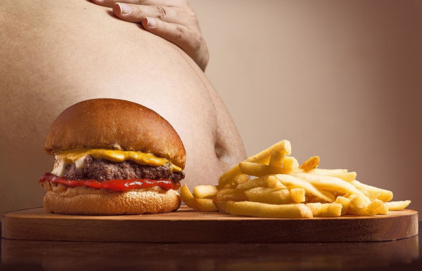 Διαλειμματική δίαιτα: Πως βοηθάει τους ασθενείς με διαβήτη τύπου 2 στην απώλεια βάρους
