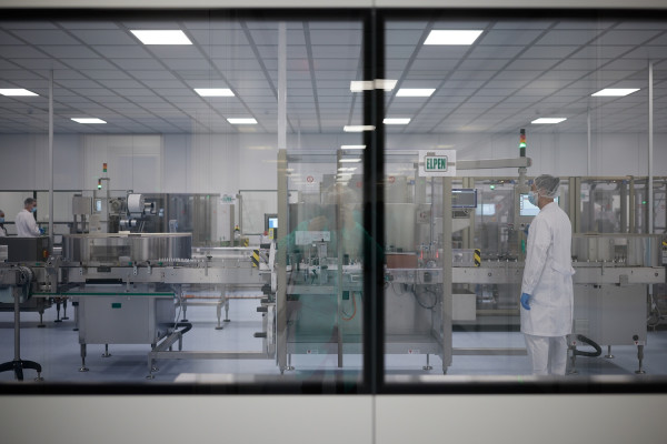 Περιβαλλοντικό «Omnibus» της ΕΕ και UWWTD: Απλοποίηση χωρίς λύση για το κόστος των φαρμάκων