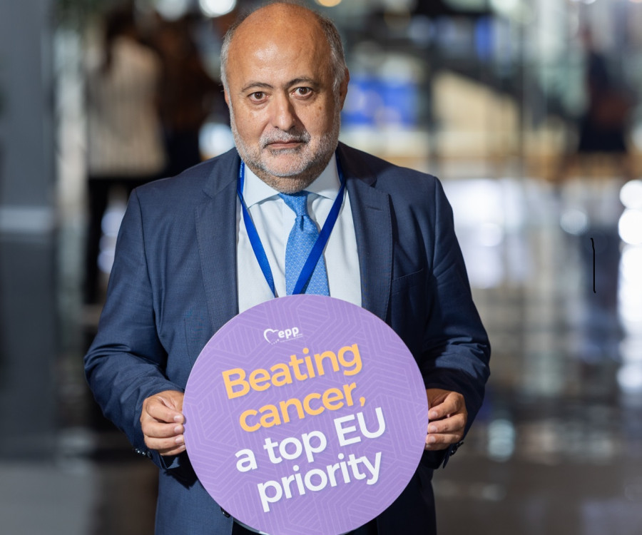 https://x.com/EPPGroup/status/1845351311690096785/photo/1