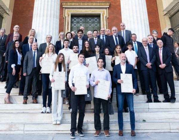 Υποτροφίες σε φοιτητές του ΕΚΠΑ από το Ίδρυμα «Παύλος Γιαννακόπουλος» για ακόμη μία χρονιά