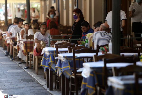 Έτσι μπαίνεις πλέον σε εστίαση και κέντρα διασκέδασης, τι ισχύει για τους τουρίστες μέχρι τώρα