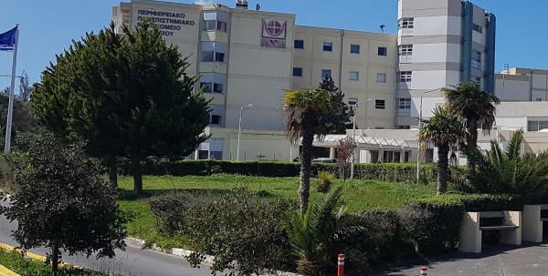 Διασωληνωμένος στη ΜΕΘ 15χρονος με μηνιγγιτιδοκοκκική νόσο τύπου Β - Δεν ήταν εμβολιασμένος