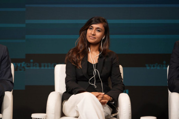 Kavita Patel: «Για κάθε 1 ευρώ που επενδύεται στην φαρμακευτική καινοτομία επιστρέφουν 4 στην κοινωνία»