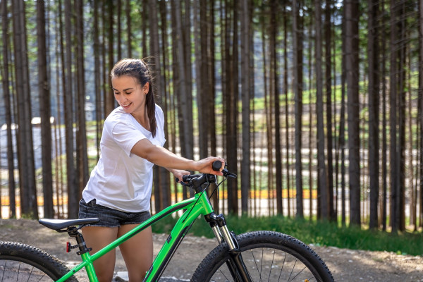 Πώς η σωματική δραστηριότητα των νεαρών κοριτσιών καθορίζει τη διαμόρφωση της υγείας του μαστού τους