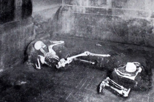Εκπλήξεις έκρυβε η ανάλυση DNA από σκελετό ανθρώπου που πέθανε στην Πομπηία
