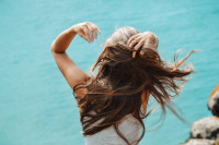 Τριχόπτωση: Η σύγχρονη θεραπεία που την «φρενάρει» και φέρνει πίσω τα χαμένα σας μαλλιά