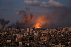 Η Human Rights Watch κατήγγειλε χρήση βομβών λευκού φωσφόρου στη Γάζα από το Ισραήλ