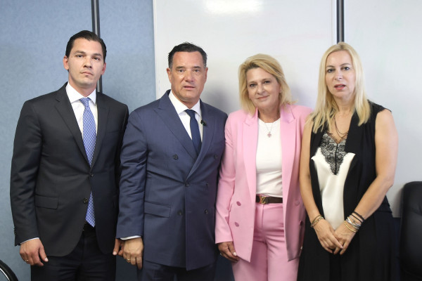 ΕΟΠΥΥ: Τελετή παράδοσης - παραλαβής παρουσία Γεωργιάδη