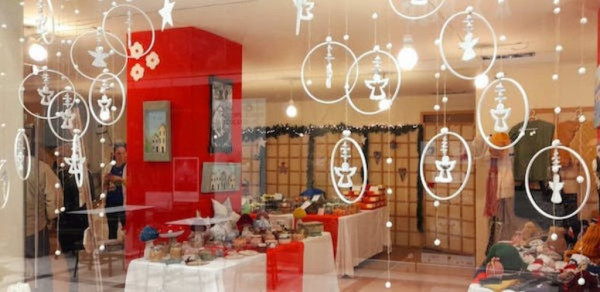 Τα Χριστουγεννιάτικα bazaar του ΚΕΘΕΑ ανά την Ελλάδα