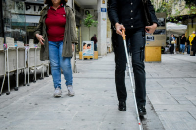 Οι προκλήσεις των ατόμων με αναπηρία όρασης στην εποχή της πανδημίας