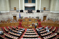 Κορονοϊός: Νέα μέτρα στη Βουλή