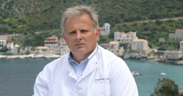 Διευθυντής Κ.Υ Αρεόπολης: Και γιατρός και οδηγός ασθενοφόρου για να σωθούν ζωές