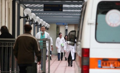 Ο διοικητής του Νοσοκομείου της Σύρου διαψεύδει τους εργαζόμενους περί χρέωσης των ασθενών για τα τεστ