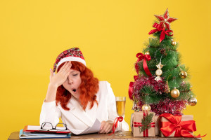 Χριστουγεννιάτικη κόπωση: Πότε κρύβει ελλείψεις συστατικών από τον οργανισμό μας - Τα συμπτώματα