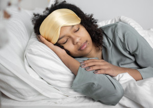 Αϋπνία: Πώς να ρυθμίσετε το «ρολόι» σας για έναν ξεκούραστο ύπνο