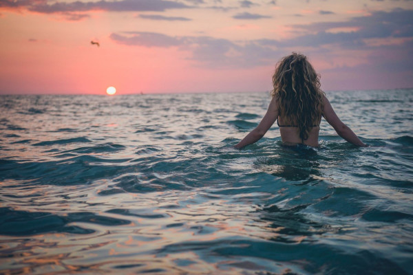 UNSPLASH