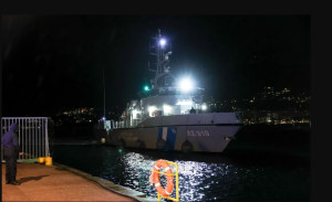 Τραγωδία στη Χίο με 14 νεκρούς από σύγκρουση σκάφους του λιμενικού με πλοιάριο γεμάτο μετανάστες