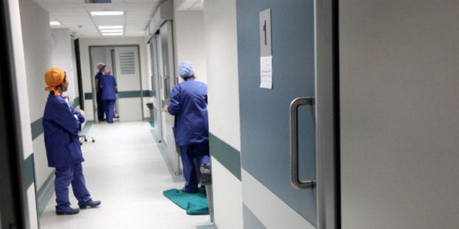 Κορονοϊός: Διευκρινίσεις για τις προσλήψεις γιατρών χωρίς ειδικότητα