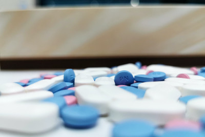 Κούβαρης για ελλείψεις φαρμάκων: Εξομαλύνεται η κατάσταση - Αναμένεται «λύση» του προβλήματος στα τέλη του μήνα