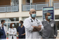 ΠΙΣ: «Να καταργηθεί η διάταξη για συστέγαση ιατρείων με μη ιατρικούς φορείς»