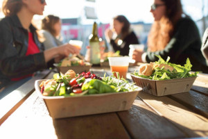 Διάλειμμα για μεσημεριανό φαγητό: Γιατί είναι απαραίτητο για το σώμα και το νου και την παραγωγικότητα