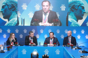 DEF IX- Γεωργιάδης: «Μείωση κατά 300 εκατ. ευρώ το 2024 σε clawback και rebate»