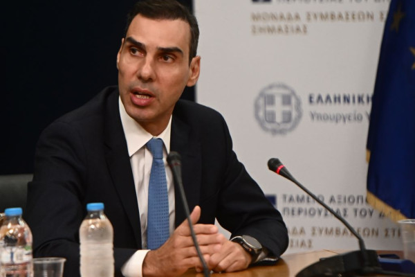 Θεμιστοκλέους: «Ενισχυμένα τα κίνητρα για τη στελέχωση των νησιών με υγειονομικό προσωπικό»