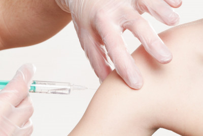 Καμπάνια φαρμακοεπαγρύπνησης από ΕΟΦ: Αναφέρατε πιθανές ανεπιθύμητες ενέργειες εμβολίων