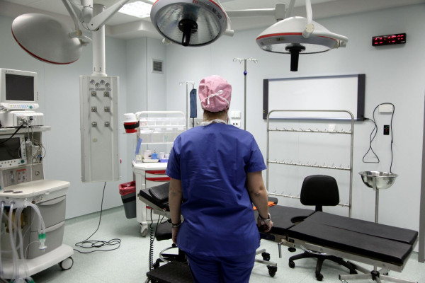 ΠΙΣ: «Τα απογευματινά χειρουργεία θα προσθέσουν νέα προβλήματα στο ήδη επιβαρυμένο ΕΣΥ»