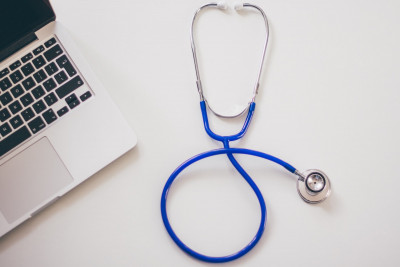 Νέα δεδομένα για τους ιδιώτες γιατρούς φέρνει νομοσχέδιο: Εφημερίες σε νοσοκομεία θα προβλέπει η σύμβαση με τον ΕΟΠΥΥ