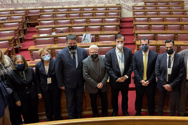 Το δικαίωμα στη Στοματική Υγεία στη Βουλή των Ελλήνων από την Ελληνική Οδοντιατρική Ομοσπονδία