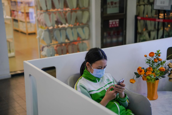 Παρασκευής: «Η πνευμονία στην Κίνα πιθανότατα δεν αφορά μια νέα πανδημία»