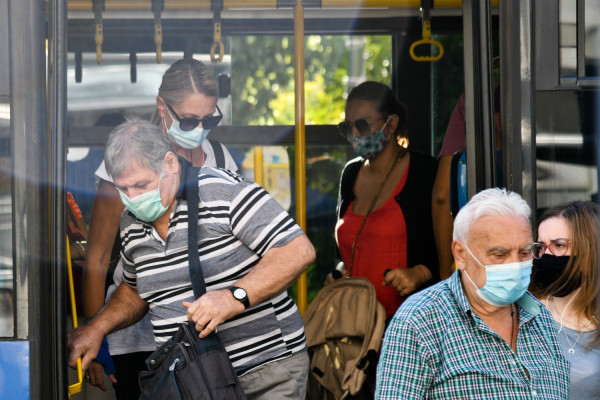 Κορονοϊός Ελλάδα: Η Θεσσαλονίκη σχεδόν «έπιασε» την Αττική σε κρούσματα