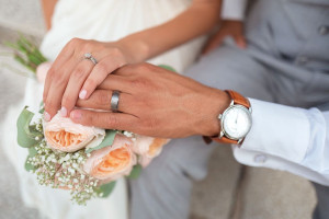 Πως αξιολογούν οι παντρεμένοι τη ζωή και την ευτυχία τους μέσα στους γάμους τους