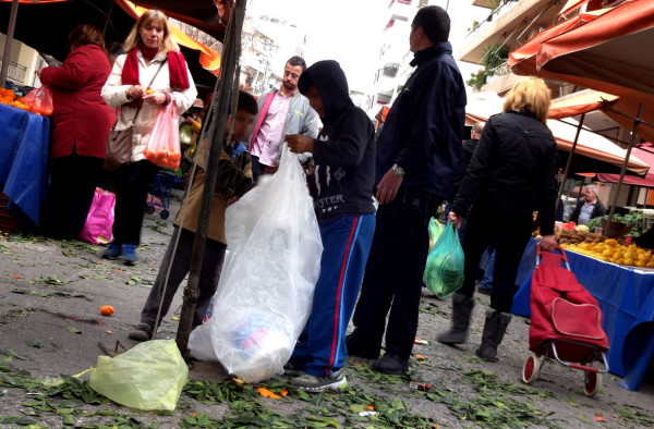 ΣΥΡΙΖΑ: «Θλιβερή πρωτιά της Ελλάδας στην παιδική φτώχεια»