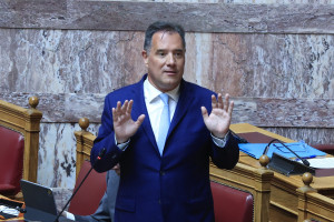 Γεωργιάδης σε ΣΥΡΙΖΑ για τη διαχείριση του DNA των νεογνών: « Τα πολιτικά παιχνίδια πρέπει να υποχωρούν μπροστά στις ανθρώπινες ζωές»